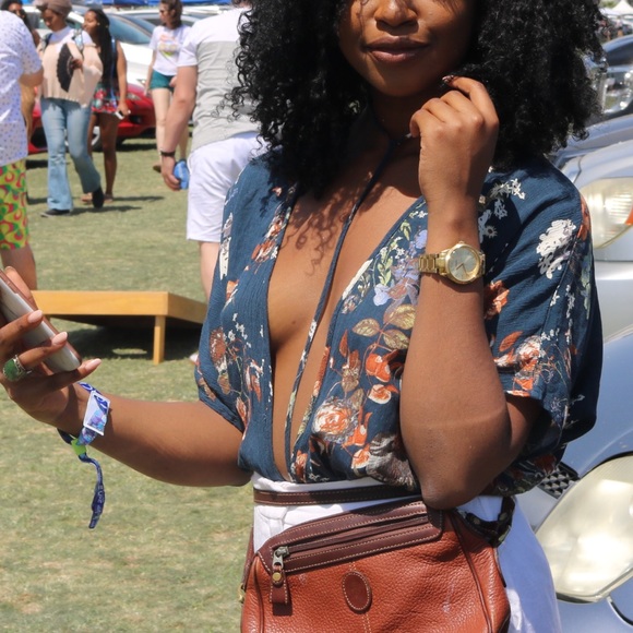 Deep V Choker Floral Bodysuit - Picture 5 of 5